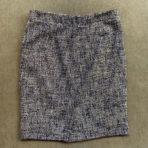 NWT J.Crew Size 6 Blue Tweed Pencil Skirt - Picture 3 of 3